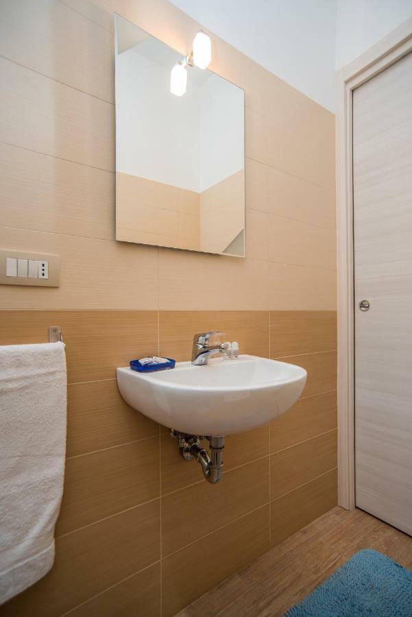 Ferienwohnung Un Affaccio Sul Borgo Marzamemi Exterior foto